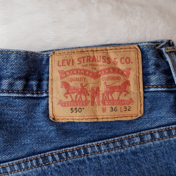 Levi's Blue Jeans - Picture 3 of 3